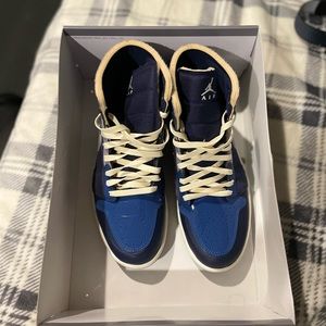 Air Jordan 1 mid Denim